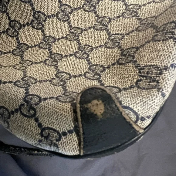 CLASSIC GUCCI monogram CROSSBODY